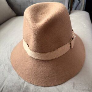 Helen Kaminski Orpella Cashmere Fedora in Camel
